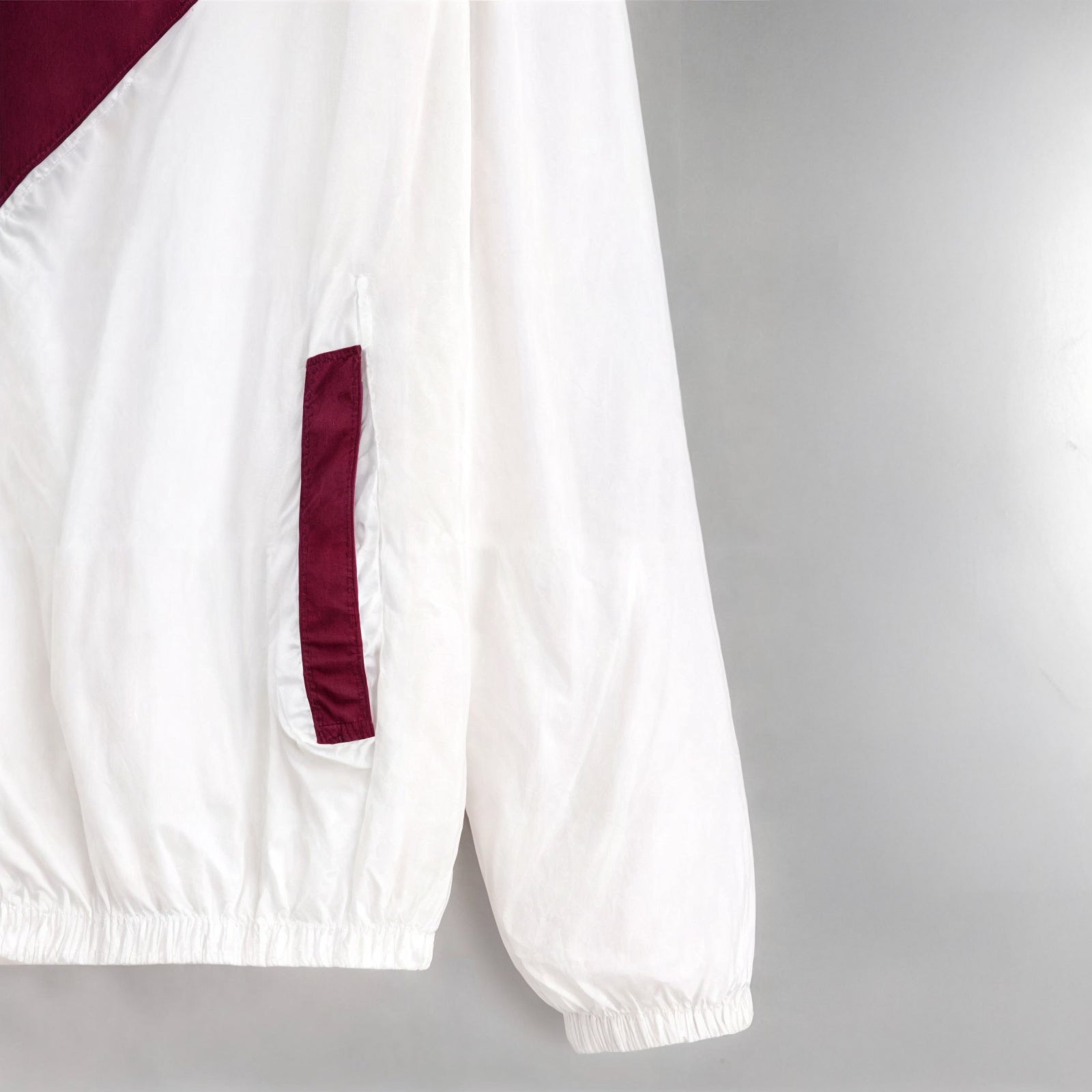 Tvåfärgad vindjacka