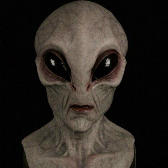 Alien Mask för Halloween – Realistisk Design för Maskerad och Temafest 0