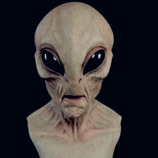 Alien Mask för Halloween – Realistisk Design för Maskerad och Temafest 7