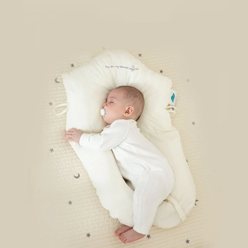 Babysovkudde DreamNest Ergonomisk Design 1
