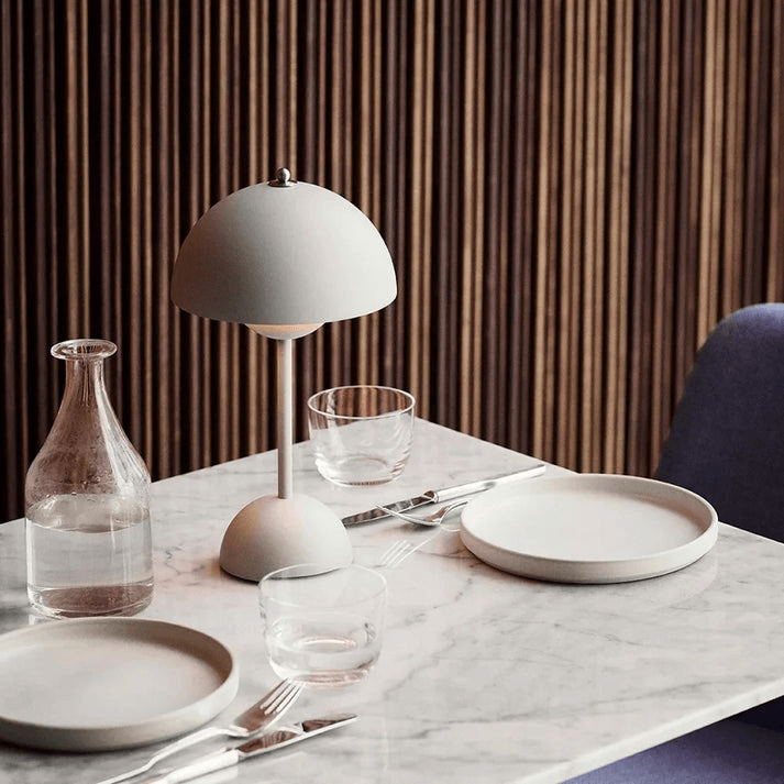 Bärbar LED Bordslampa Modern Design 0