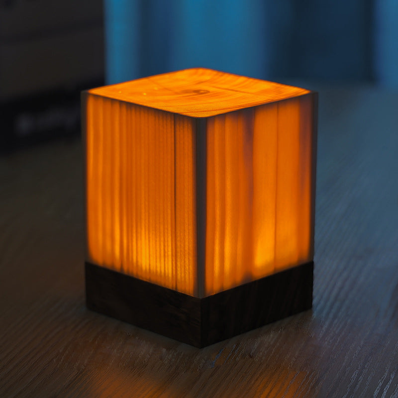 Bordslampa LED med Touchkontroll och Trädesign 12