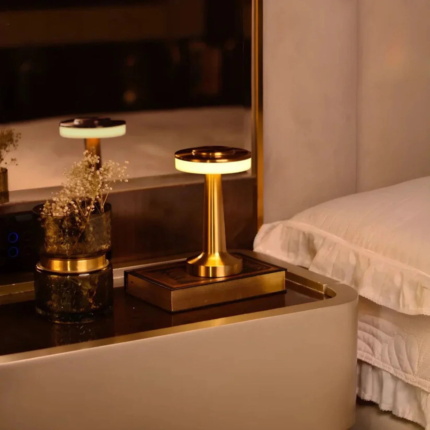 Bordslampa Trådlös Retro Dimbara Batteridriven Design för Hem och Arbetsplats 2