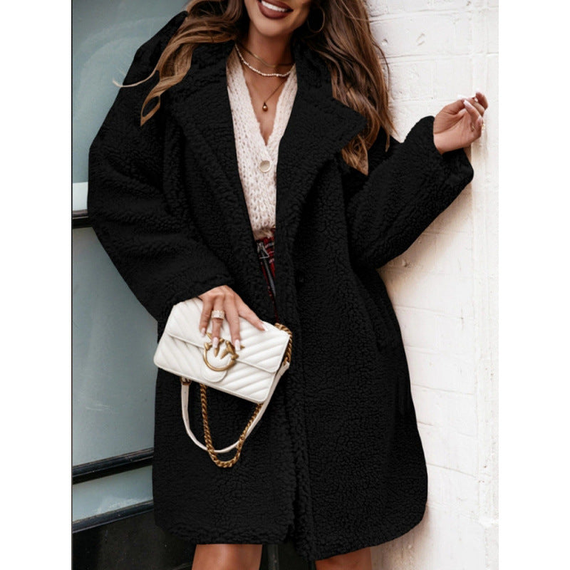 Damernas Mid Length Kappa med Oversized Passform 2