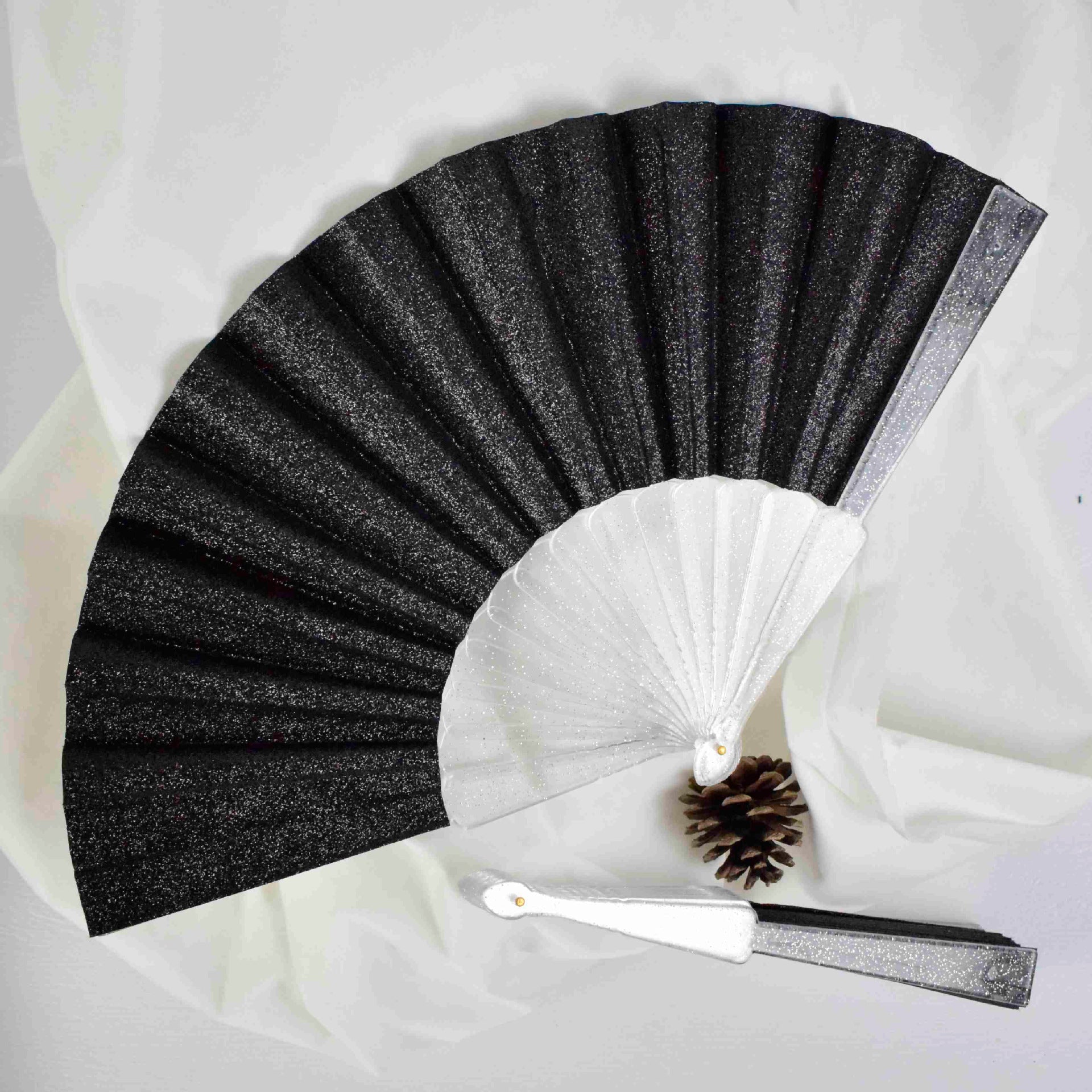 Damhandfläkt Glittrande Design 4