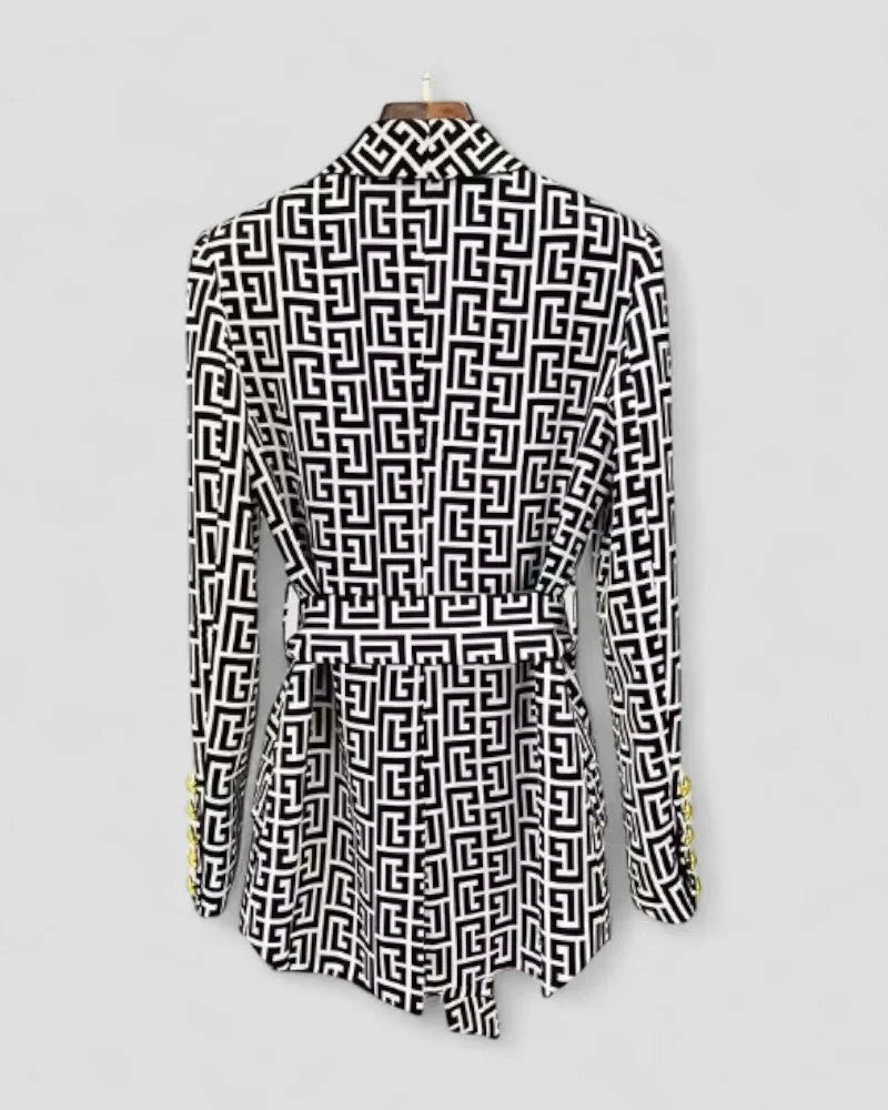 Damjacka med geometriskt tryck och bälte 1