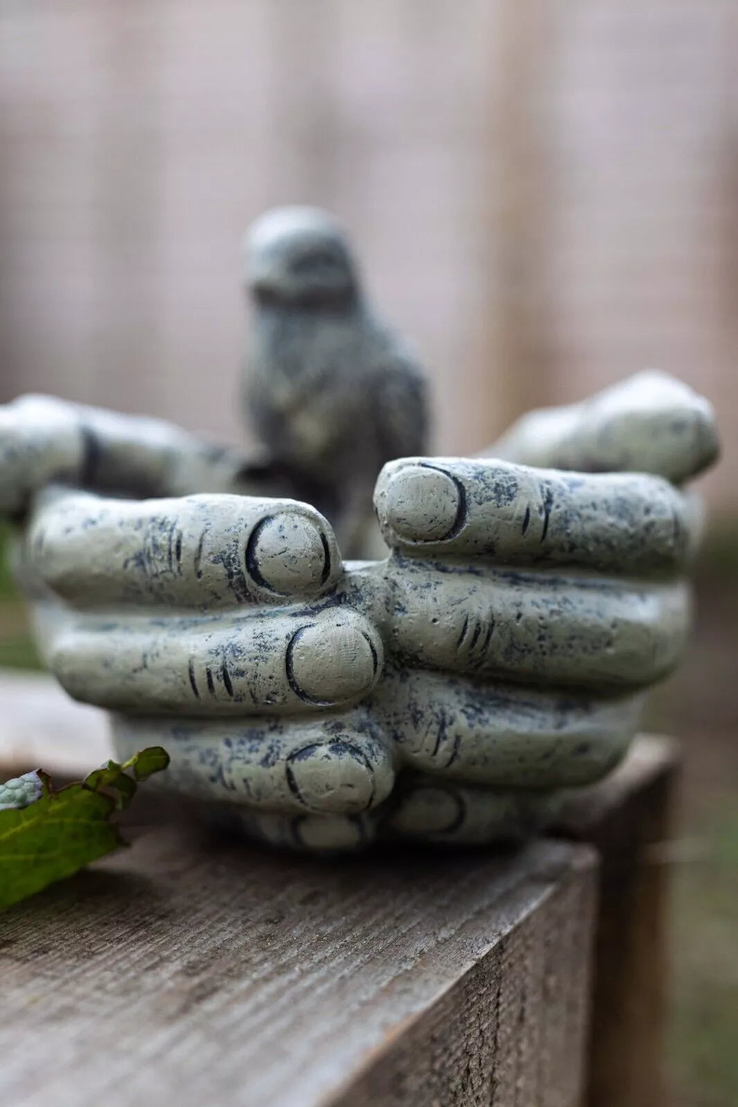 Fågelmatare i Handform för Utomhusbruk 3