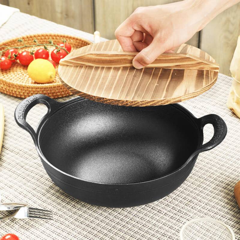 Gjutjärnspanna För Matlagning Med Naturlig Patina - Perfekt För Familjemåltider 7
