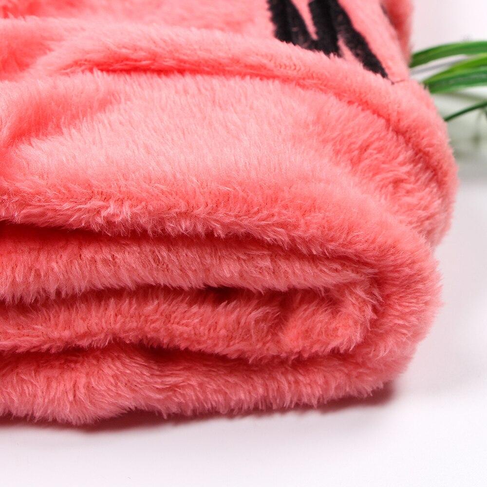 Pyjamasset med katten Warm Meow