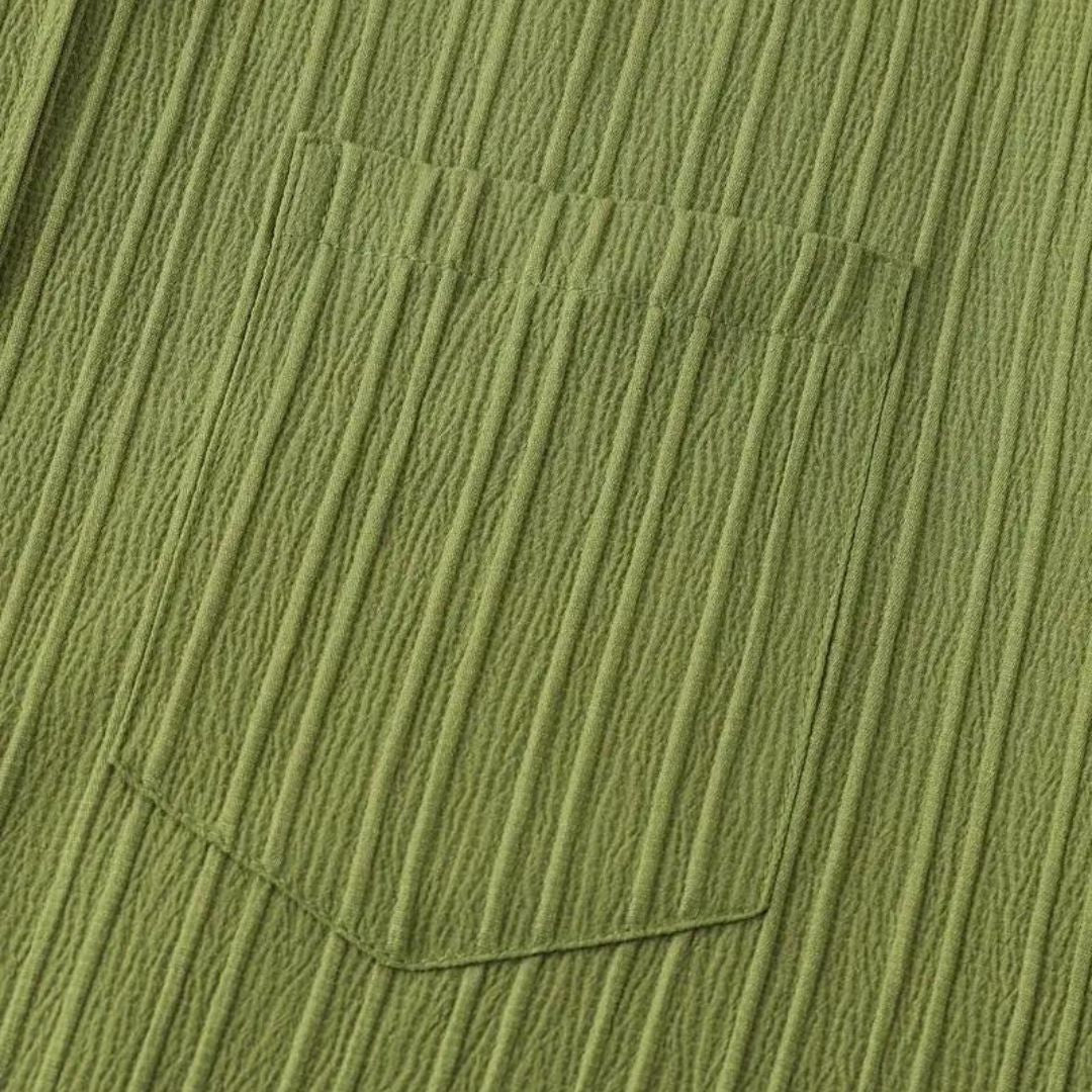 Herrskjorta i lätt material med krinklad struktur 6