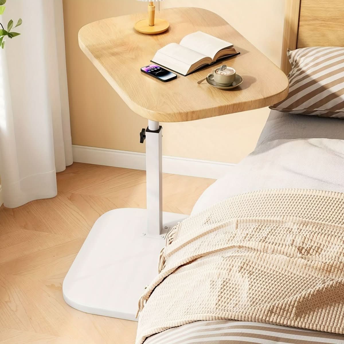 Justerbart Sidobord för Soffa och Säng 8
