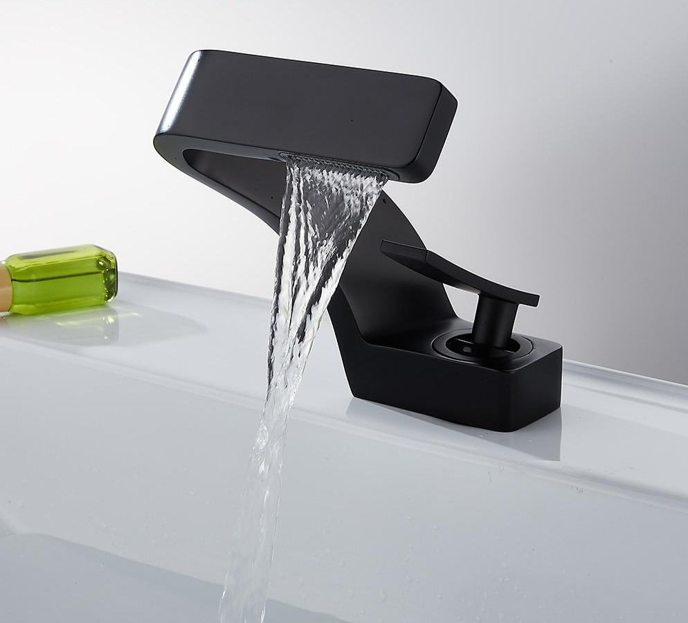 Kök Kran Modern Design Böjd för Handfat och Badrum 10