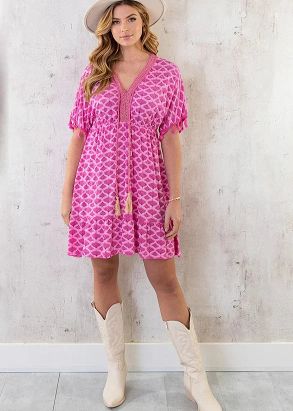 Kvinna Midi Klänning Lätt Flödande Design 1