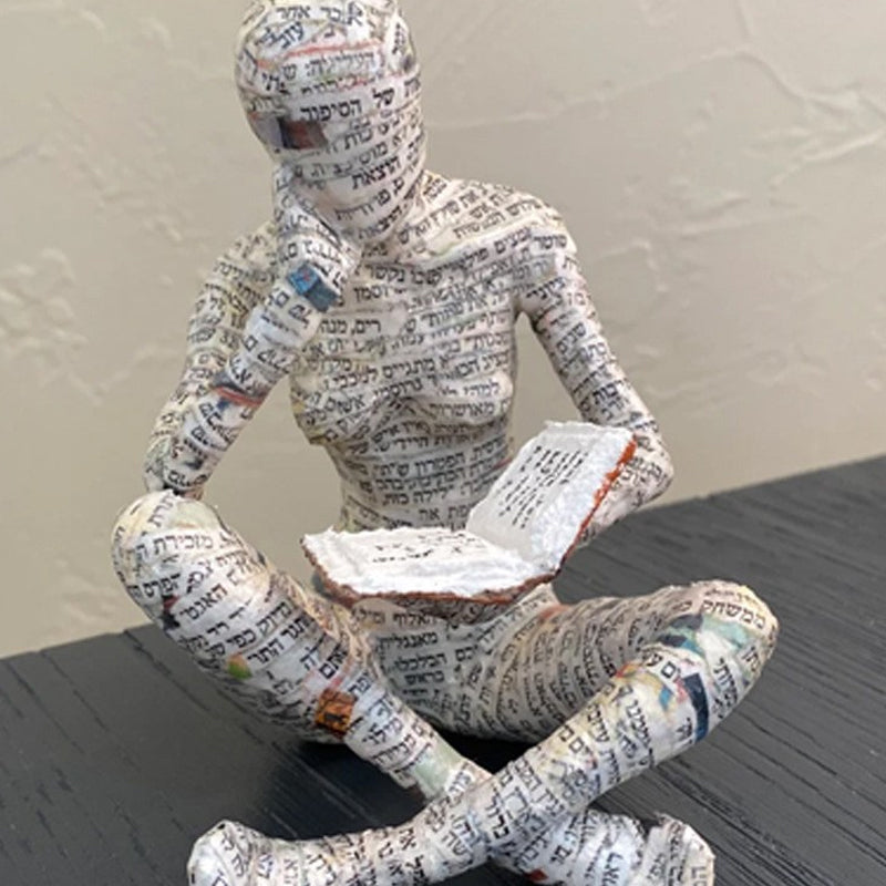 Kvinnlig Staty Ornament Läsande Dekoration 7