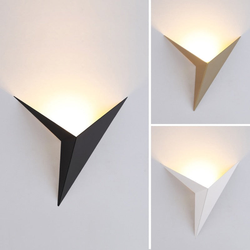 Minimalistisk LED-vägglampa Triangulär 4