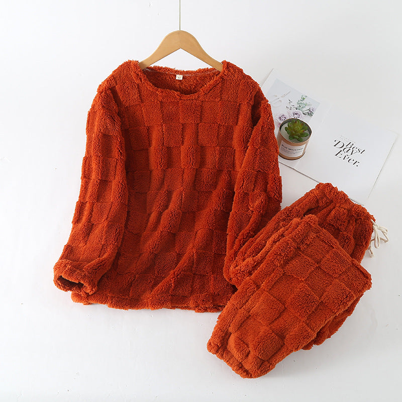 Vinterrutigt pyjamas-set för kvinnor