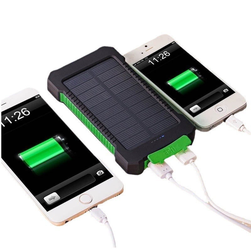 Powerbank för utomhusbruk med solenergiladdning och robust design 4