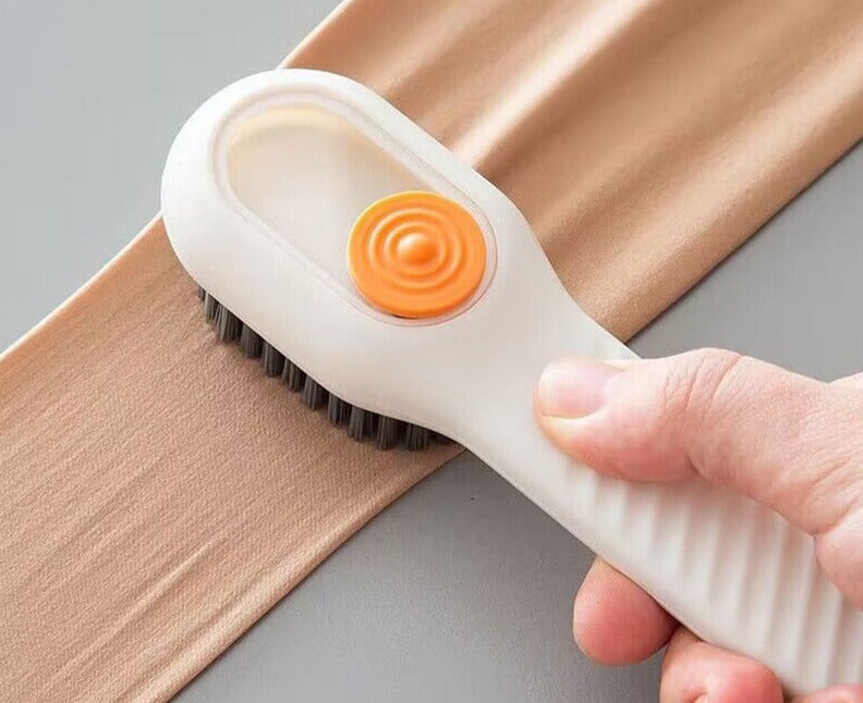 Sleek Handle Shoeshine Brush