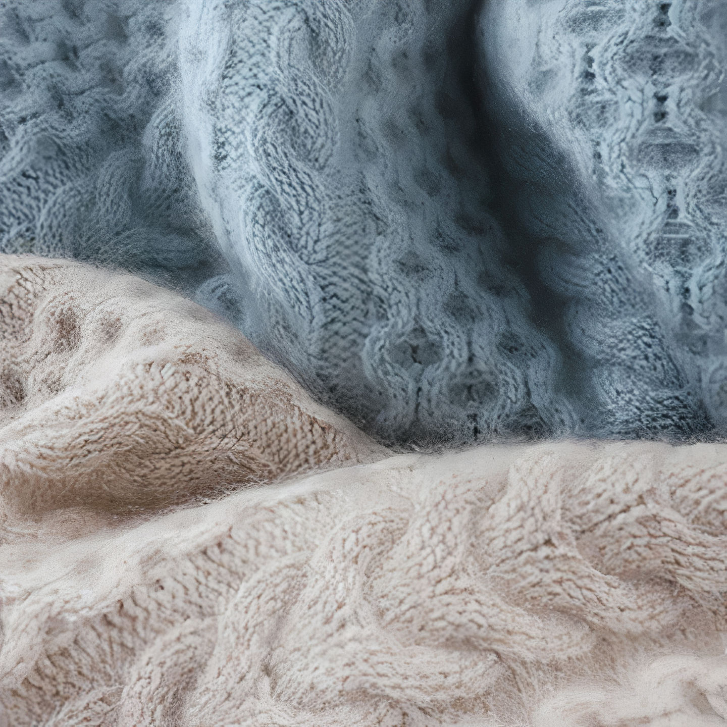 Stickad Dam Tröja med Polokrage och Kabelstickat Mönster 3