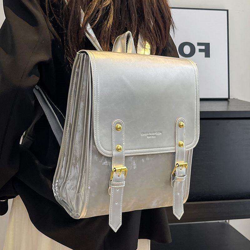 Unisex Ryggsäck med Funktionella Fack och Tidlös Design 1