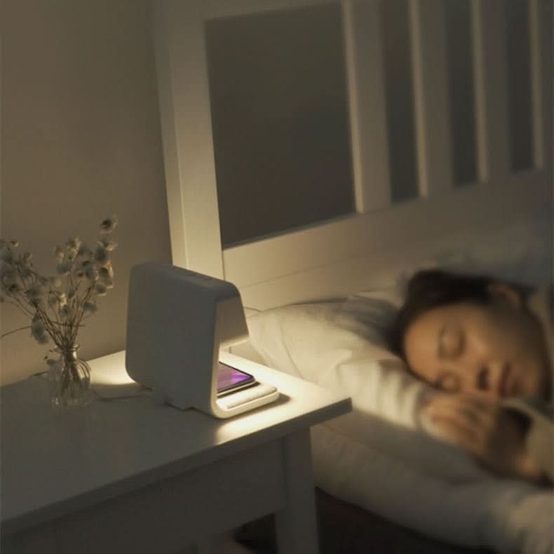 Väckarklocka med LED-lampa och Trådlös Laddare 5