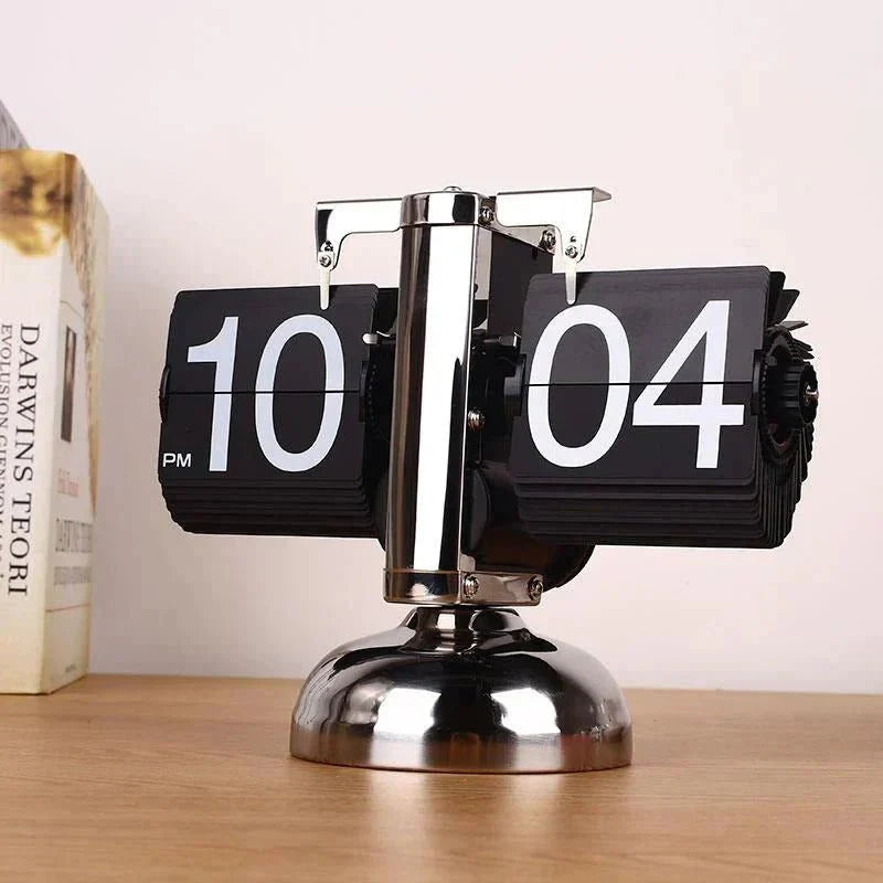 Väggklocka Modern Design med Automatiskt Roterande Element 2