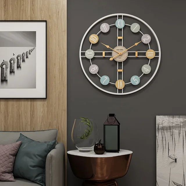 Väggklocka med Romerska Siffror i 3D 0