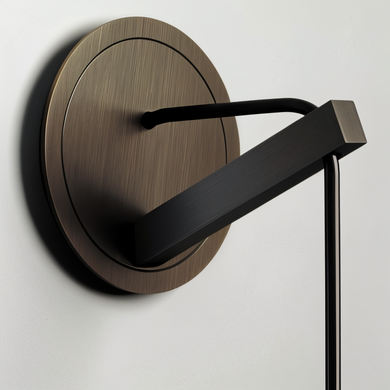 Vägglampa med Rökt Glas och Koppardetaljer 6