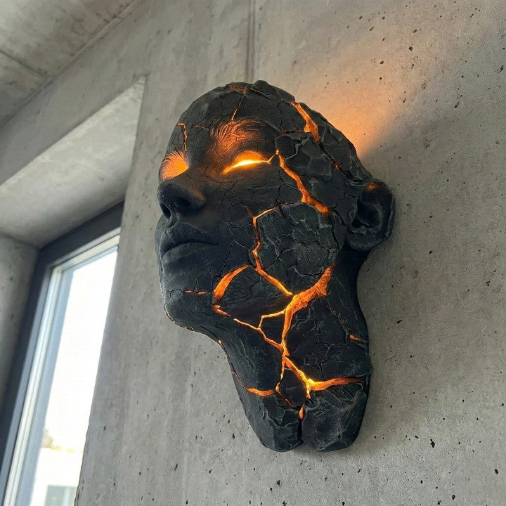 Vägglampa med Skulpturell Design av Mänskligt Ansikte 4