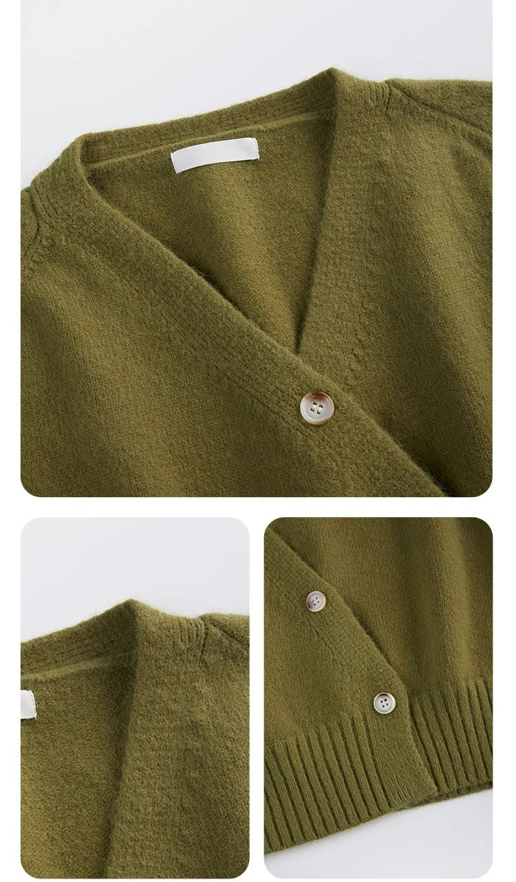 V-ringad damkofta med diagonal knapp