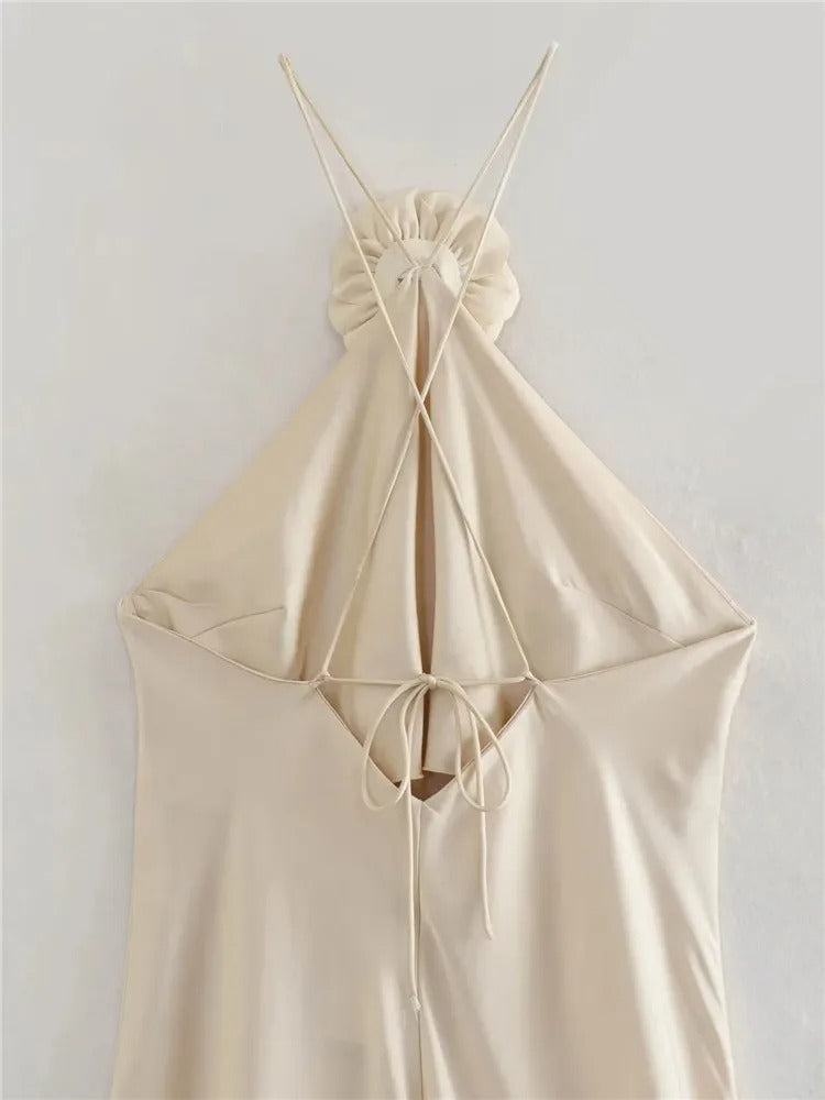 Lång klänning i satin med axelbandslindning för kvinnor