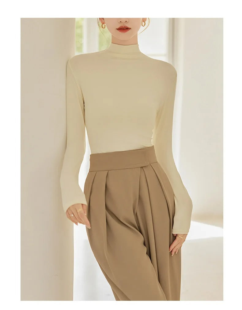 Långärmad T-shirt med hög krage för kvinnor