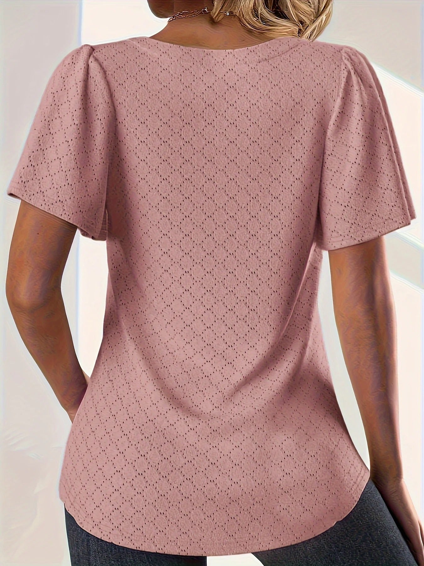 Hålbroderad topp med volanger för dam