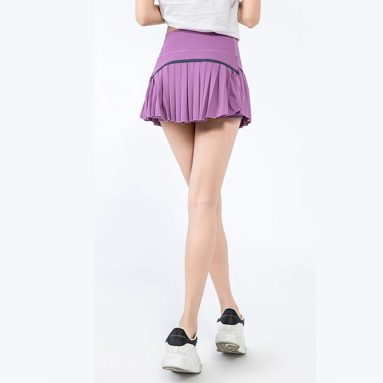 Shorts med plisserad tenniskjol för kvinnor