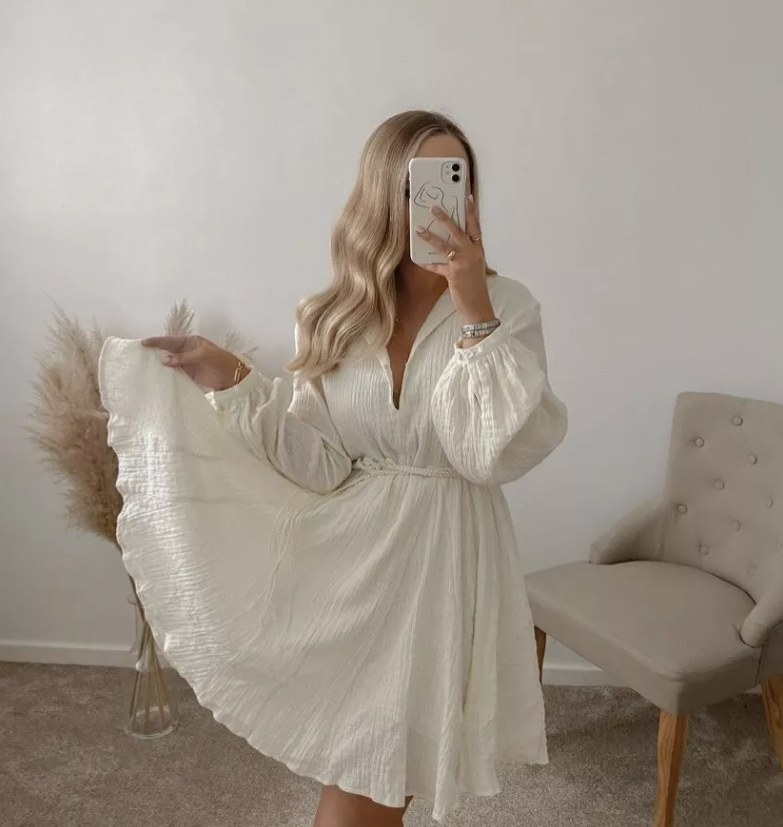 Kort ballongärmad klänning med bälte och knytband för kvinnor