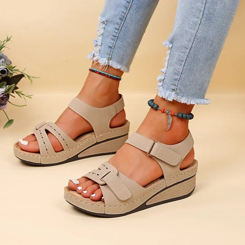 PU Chunky Platform Walking Sandaler för kvinnor