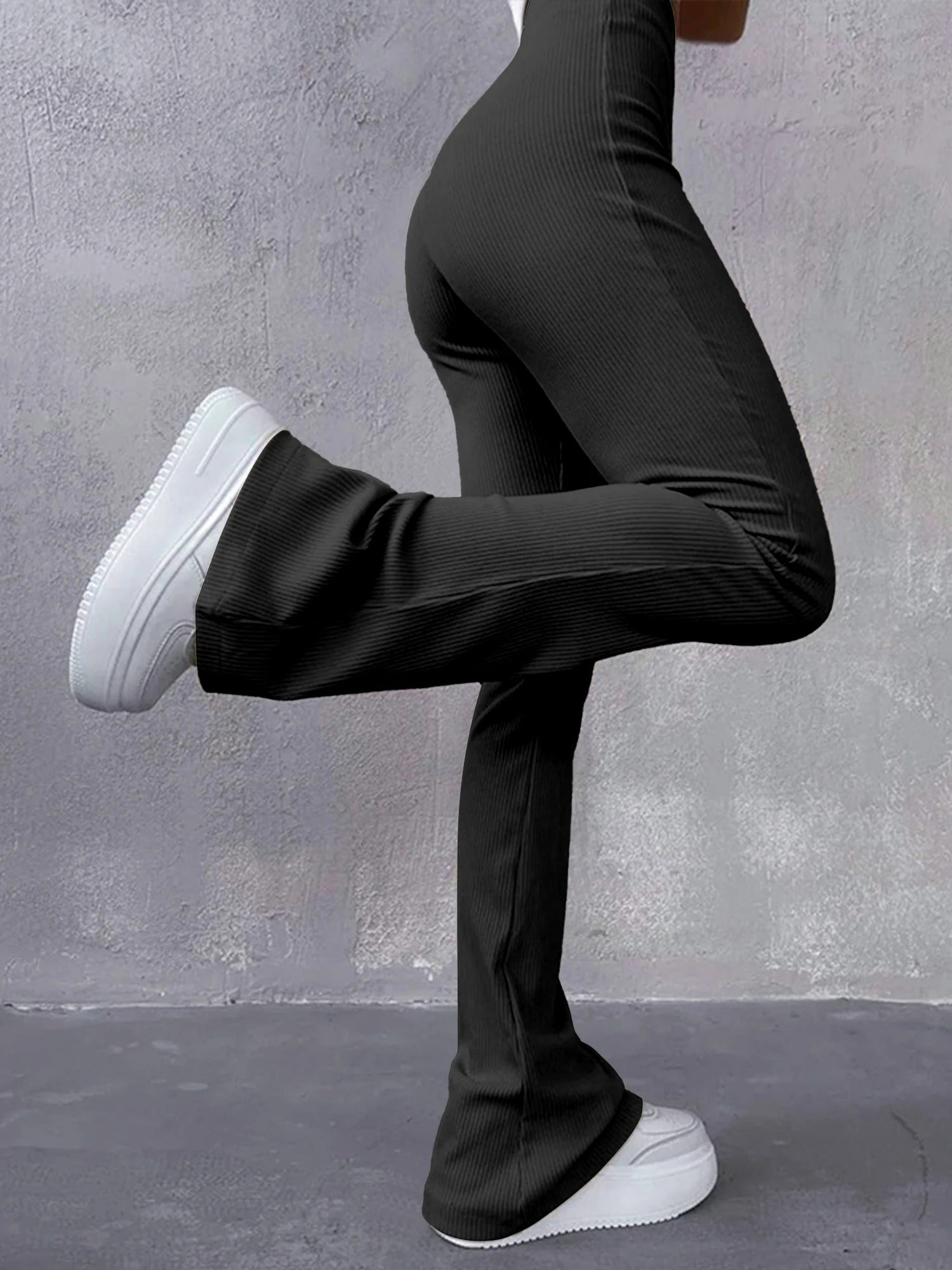 Ribbade byxor med hög midja för kvinnor