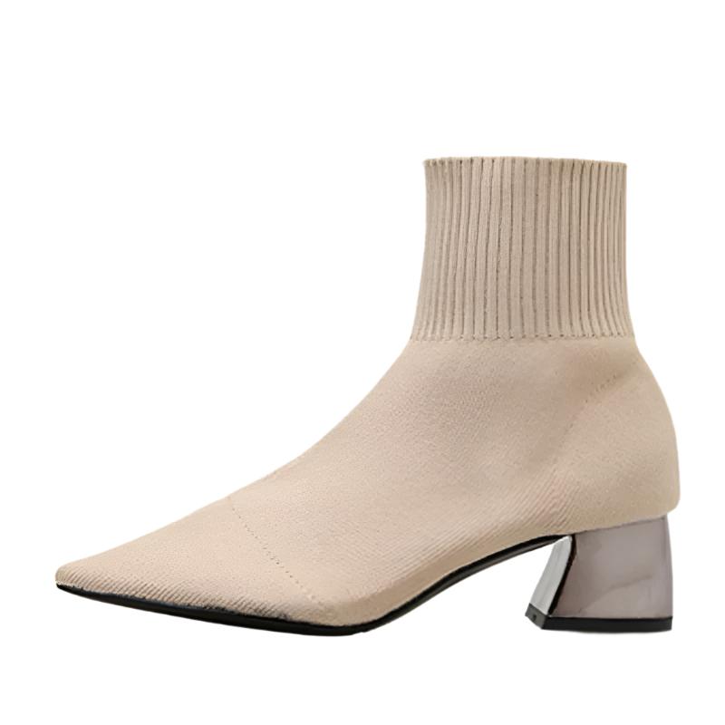 Stickade korta stövlar för kvinnor