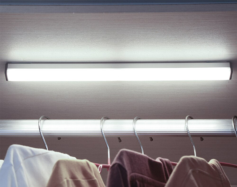 Nattlampa med trådlös rörelse