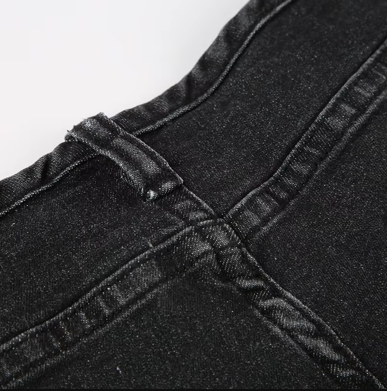 Blommiga jeansbyxor med låg upphov