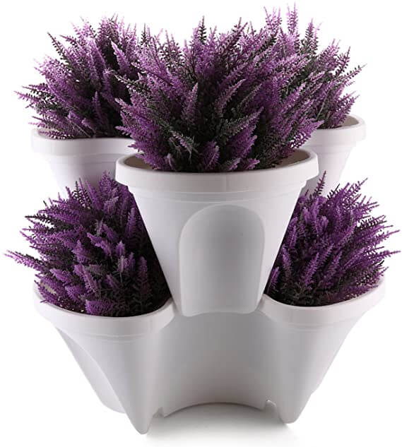 Stapelbara Jordgubbskrukor i 4 Nivåer | Organisera Din Trädgård Effektivt!