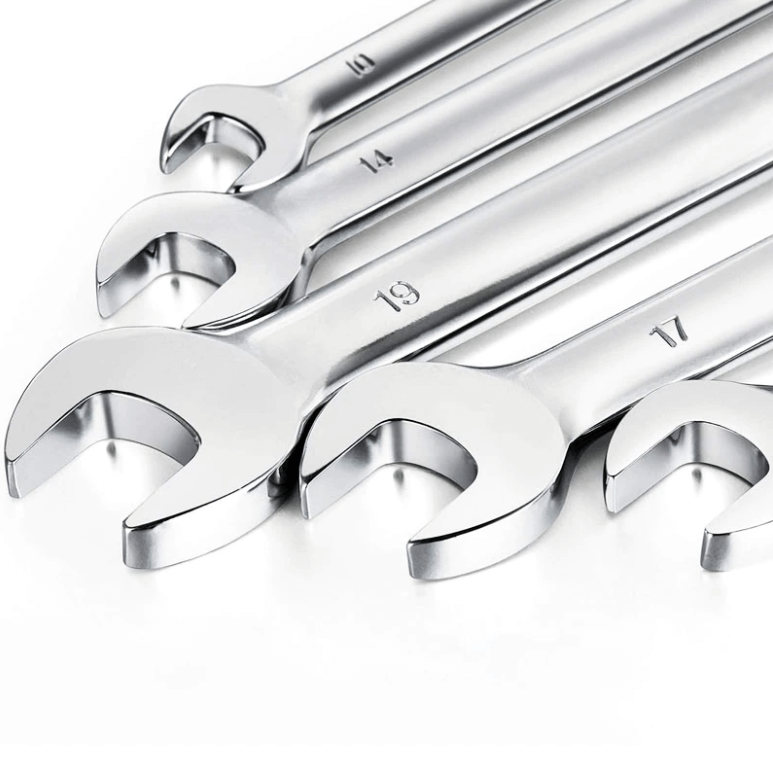 Rattnyckel för slangar med flexibelt huvud