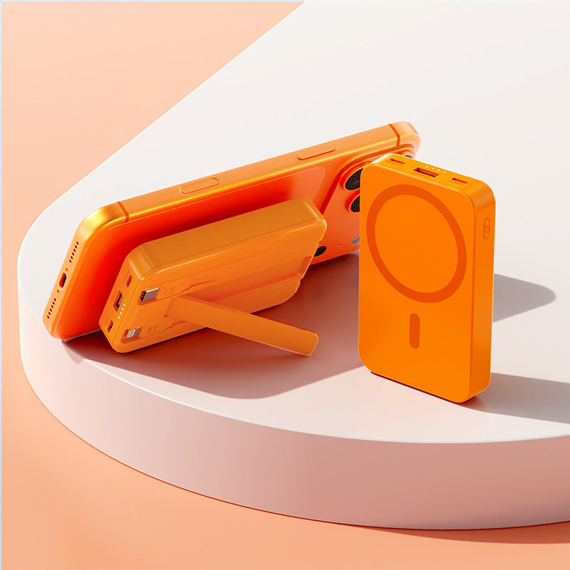 Bärbar Powerbank med Magnetisk Funktion och Integrerat Stativ 0