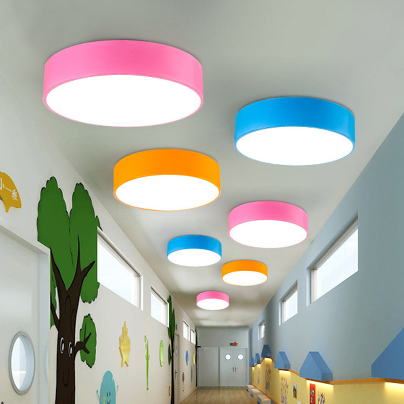 Barnlampa LED Taklampa Modern Design för Barnrum med Dimningsfunktion och Fjärrkontroll 1
