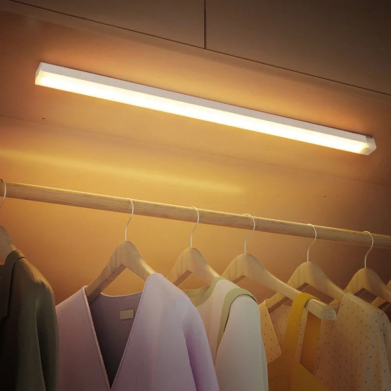 Batteridriven LED Lampa med Rörelsedetektor för Hemmet 6