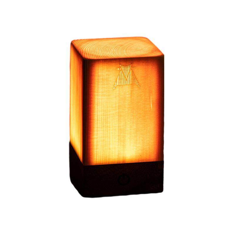 Bordslampa LED med Touchkontroll och Trädesign 3