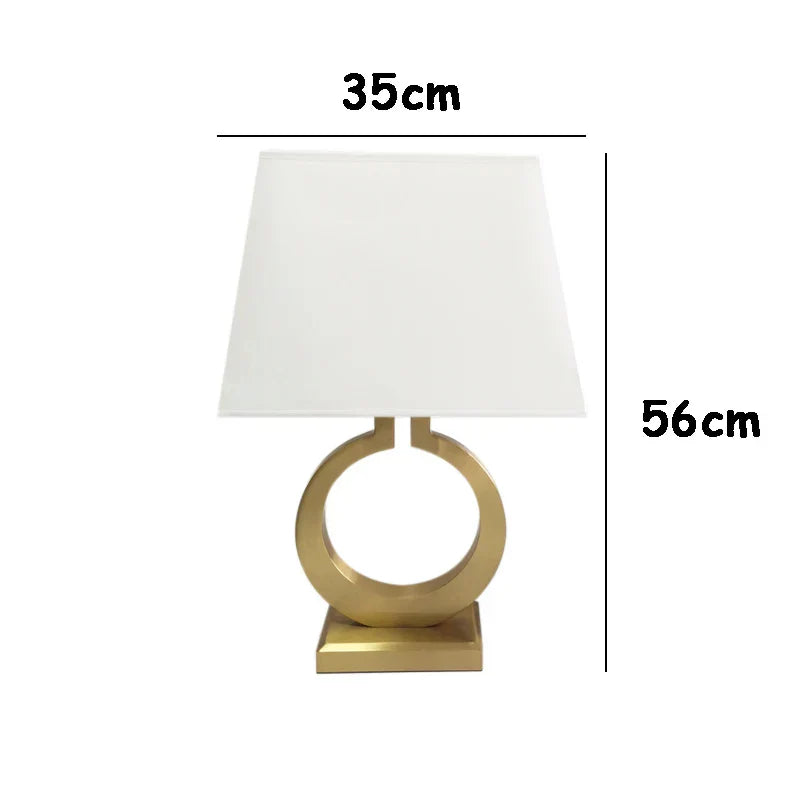 Bordslampa Modern Design Med Gyllene Accenter För Vardagsrum Och Sovrum 5