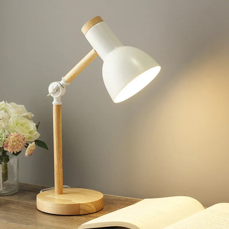 Bordslampa i Skandinavisk Stil med Justerbar Mekanism 2
