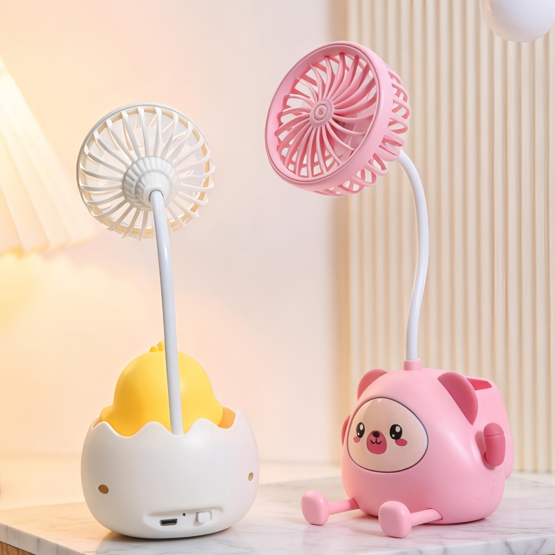 Bordslampa med Integrerad Fläkt Justerbar Belysning Charmig Design 4