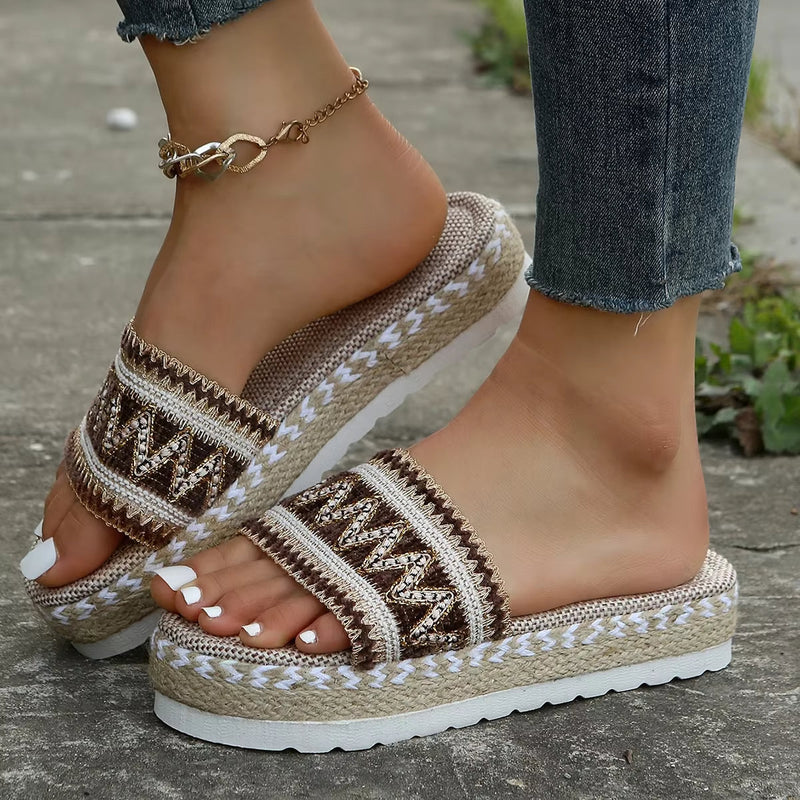 Dam Sandaler med Ergonomisk Design och Woven Detaljer 2